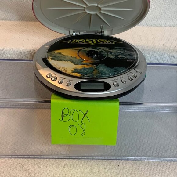 Durabrand CD-566 CD Player w/ Compact Disc Digital Audio Durabrand CD Player. - Picture 5 of 7